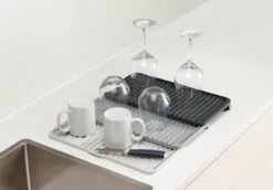 Joseph Joseph - Tier - Afdruipmat - Uitschuifbaar - Grijs 20 Joseph Joseph - Tier - Afdruipmat - Uitschuifbaar - Grijs -Afwas Benodigdheden Winkel 1200x836 2