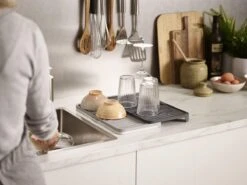 Joseph Joseph - Tier - Afdruipmat - Uitschuifbaar - Grijs 24 Joseph Joseph - Tier - Afdruipmat - Uitschuifbaar - Grijs -Afwas Benodigdheden Winkel 1200x900 31